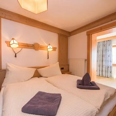 Hotel Alpengasthof Almrose Im Heutal Unken